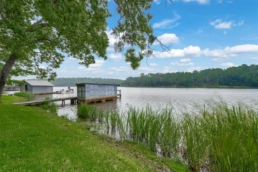 20 Waco Elkhart, TX 75839