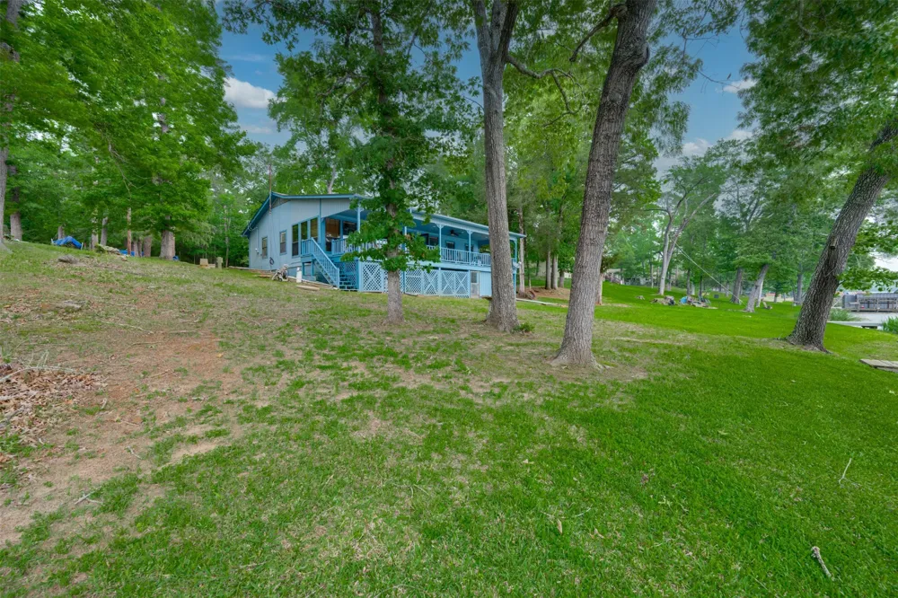 20 Waco Elkhart, TX 75839