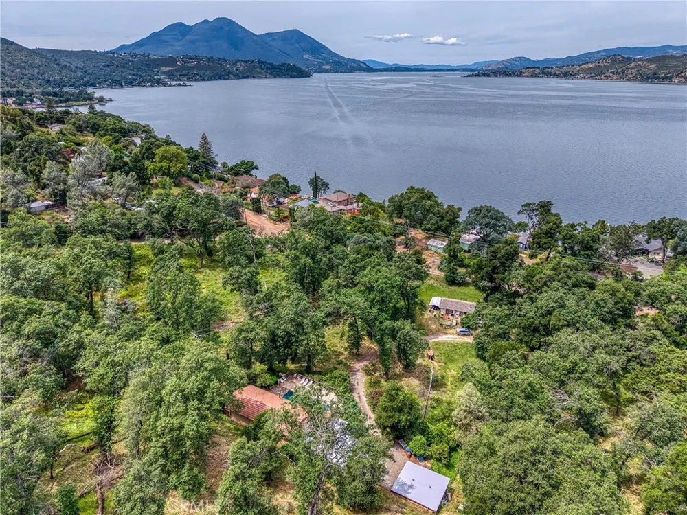 5290 Lake Boulevard Lower Lake, CA 95457