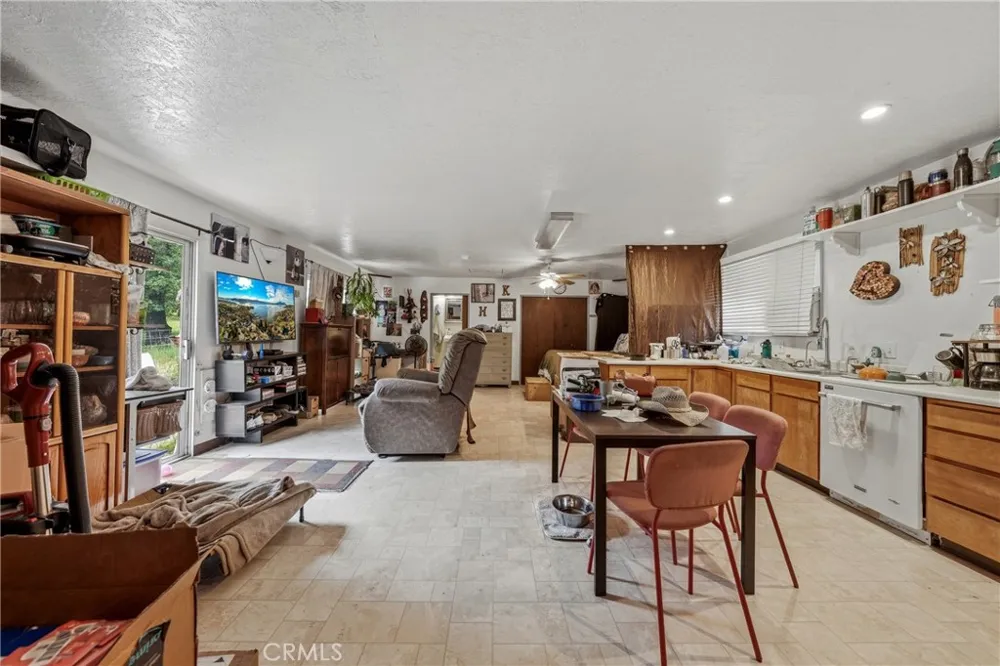 5290 Lake Boulevard Lower Lake, CA 95457