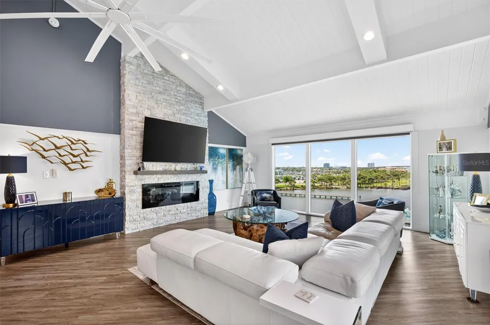 661 MARINA POINT DRIVE #661 Daytona Beach, FL 32114