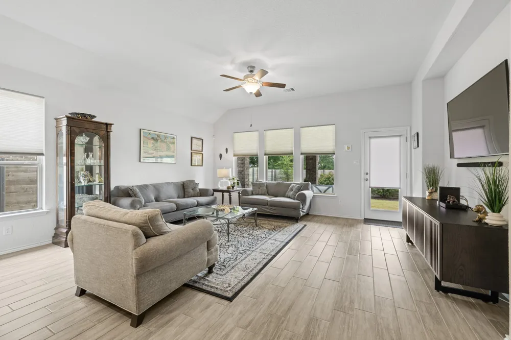209 Belford Street Georgetown, TX 78628