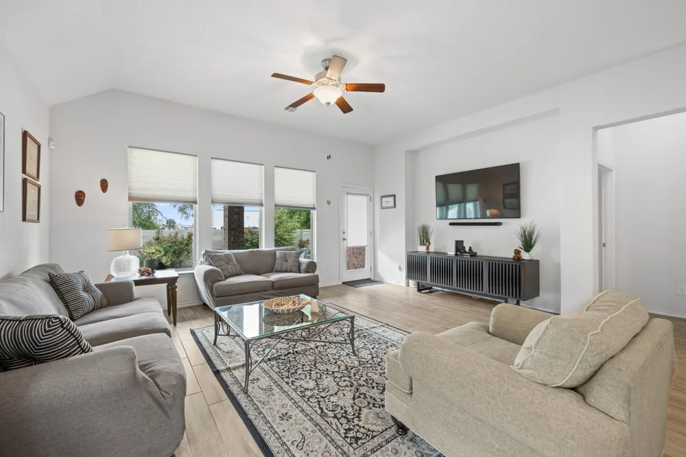 209 Belford Street Georgetown, TX 78628