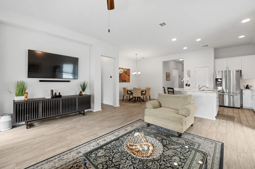209 Belford Street Georgetown, TX 78628