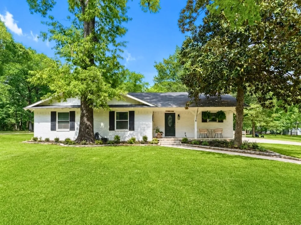 309 S King Lake Rd Scroggins, TX 75480