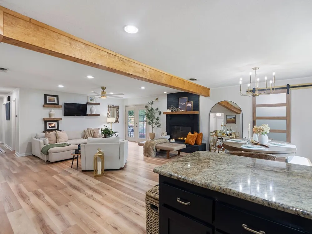 309 S King Lake Rd Scroggins, TX 75480