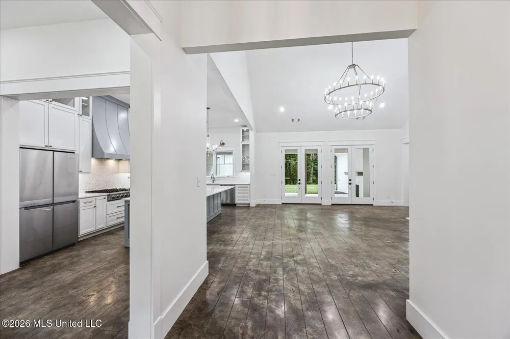 175 Fulmer Road Como, MS 38619