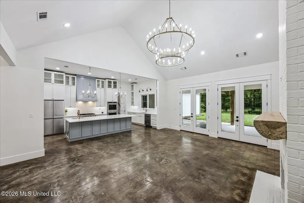 175 Fulmer Road Como, MS 38619