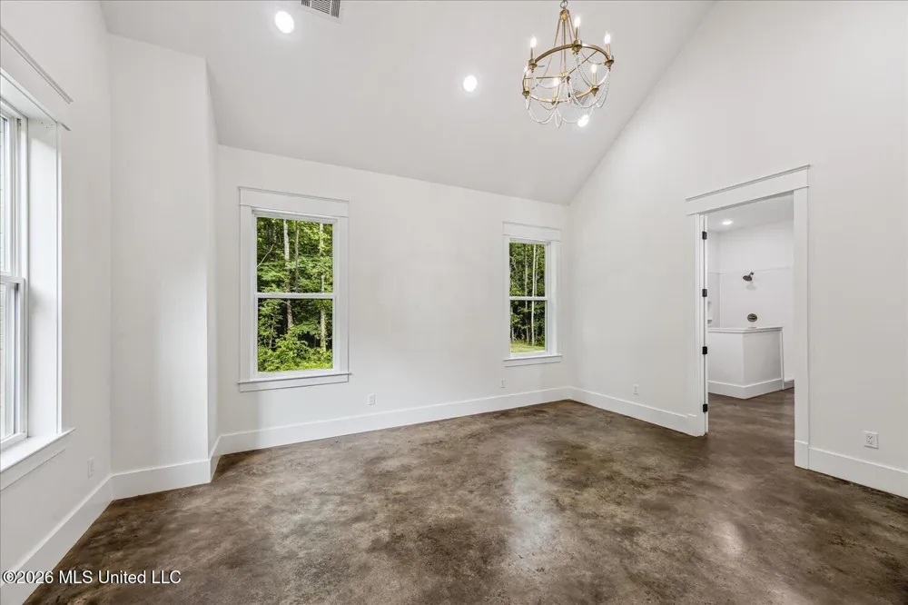 175 Fulmer Road Como, MS 38619