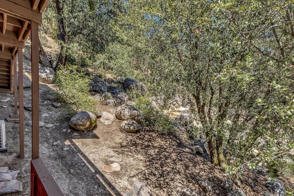 26870 Robin Drive Idyllwild, CA 92549
