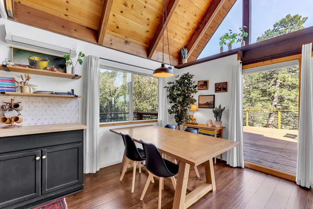 26870 Robin Drive Idyllwild, CA 92549