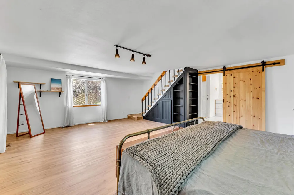 26870 Robin Drive Idyllwild, CA 92549