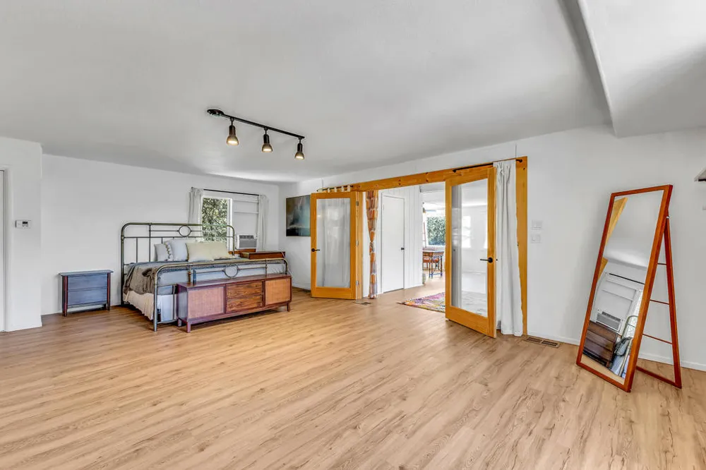 26870 Robin Drive Idyllwild, CA 92549