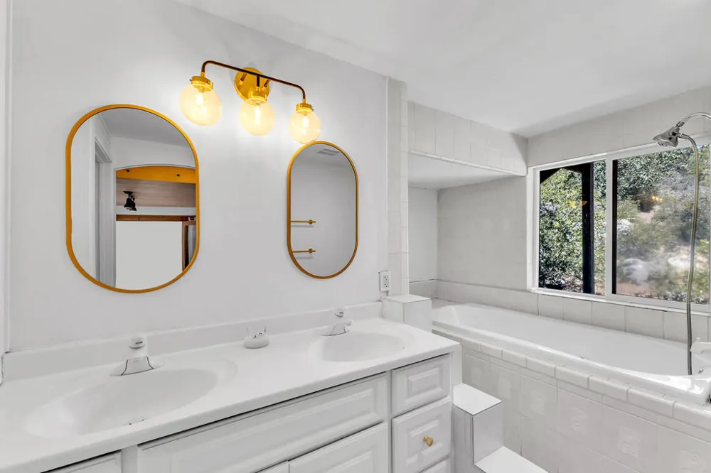 26870 Robin Drive Idyllwild, CA 92549