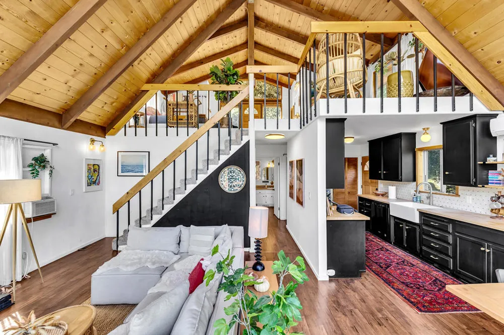26870 Robin Drive Idyllwild, CA 92549