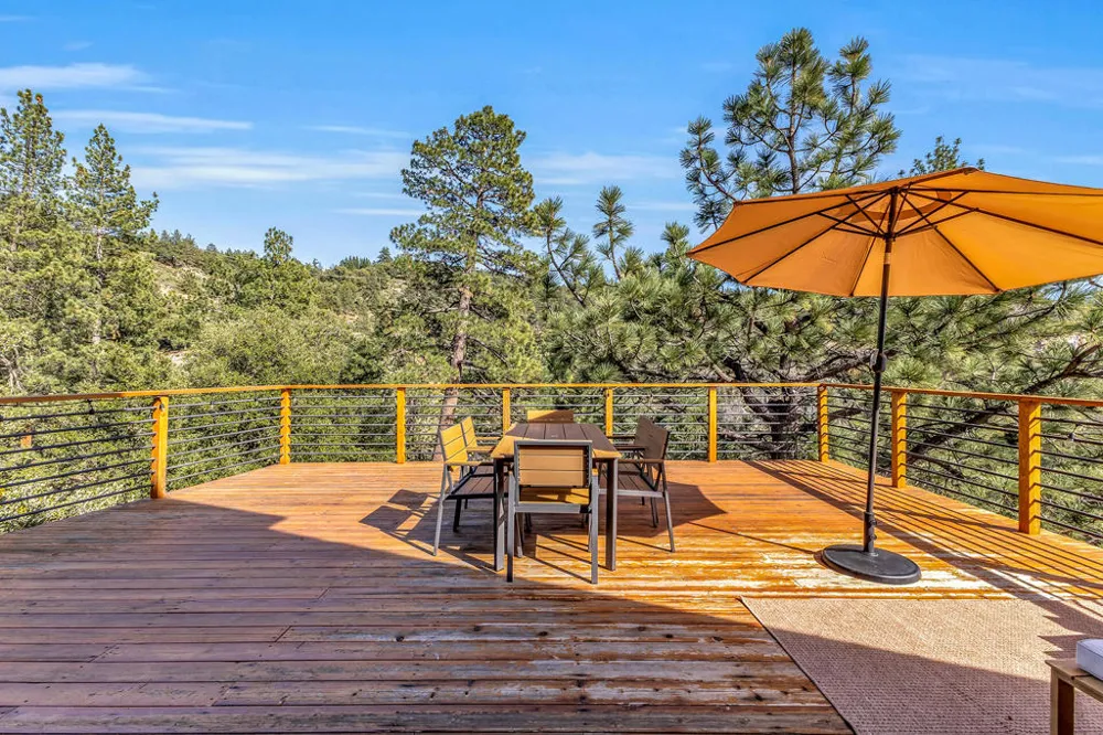 26870 Robin Drive Idyllwild, CA 92549