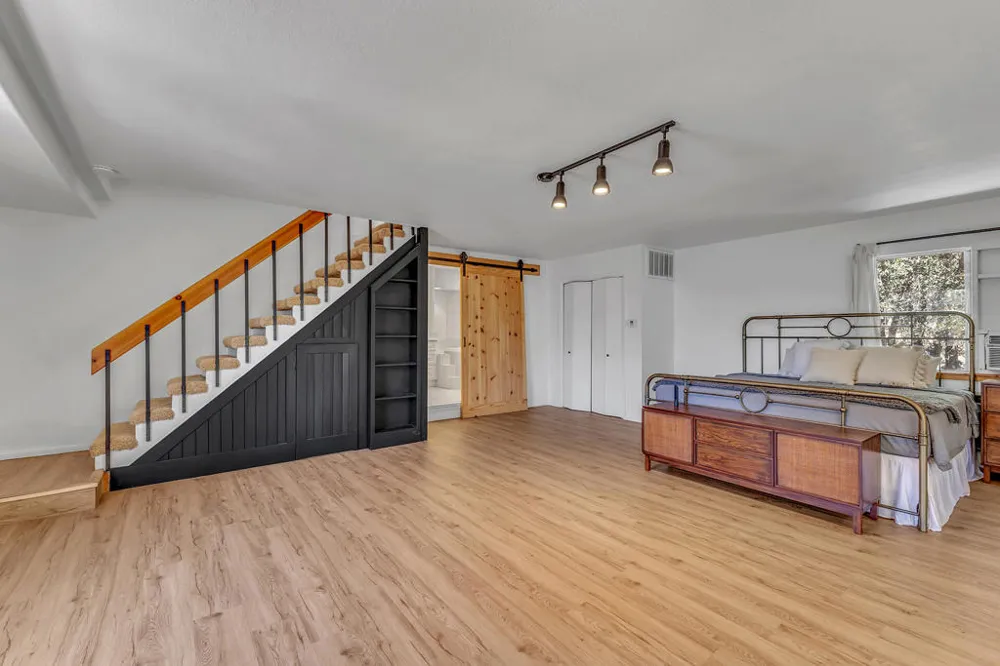 26870 Robin Drive Idyllwild, CA 92549