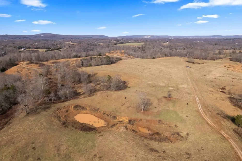 899 Messenger Rd Sparta, TN 38583