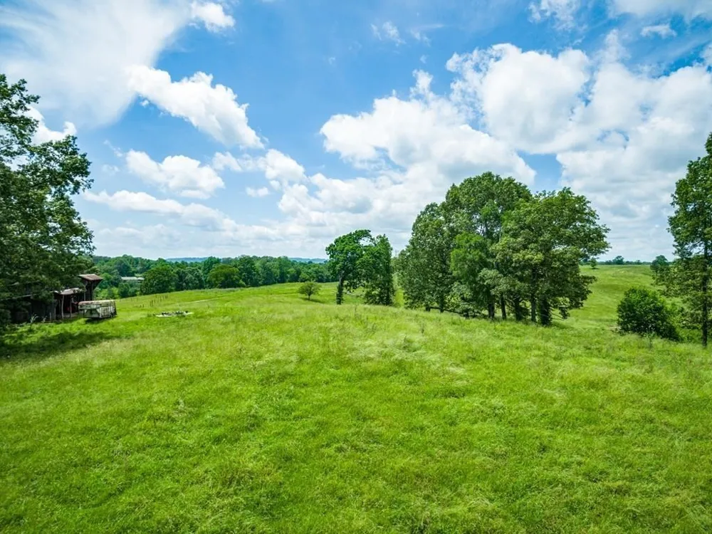 899 Messenger Rd Sparta, TN 38583