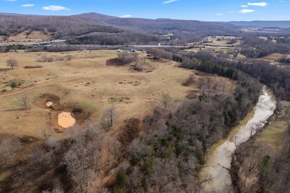 899 Messenger Rd Sparta, TN 38583