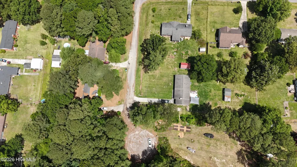 5662 Gail Drive Ayden, NC 28513