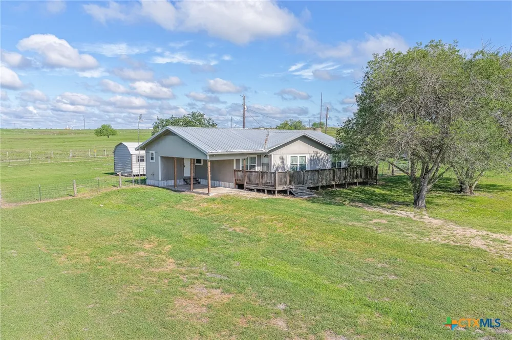 3300 State Highway 95 Shiner, TX 77984