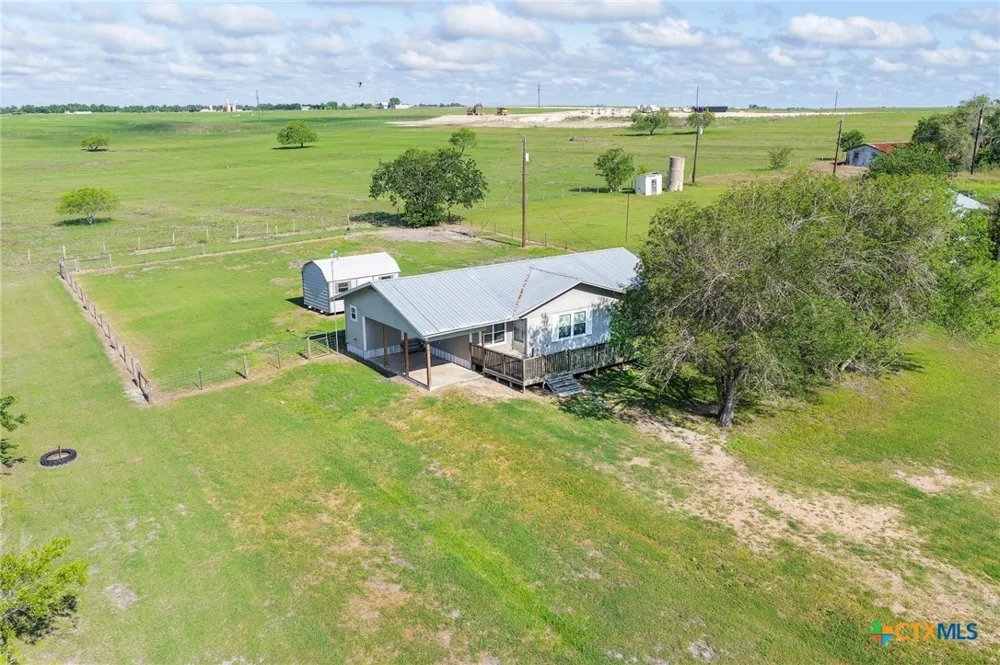 3300 State Highway 95 Shiner, TX 77984