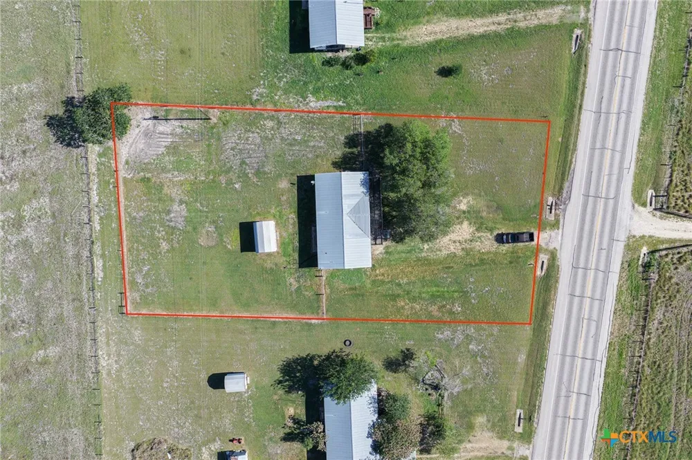 3300 State Highway 95 Shiner, TX 77984