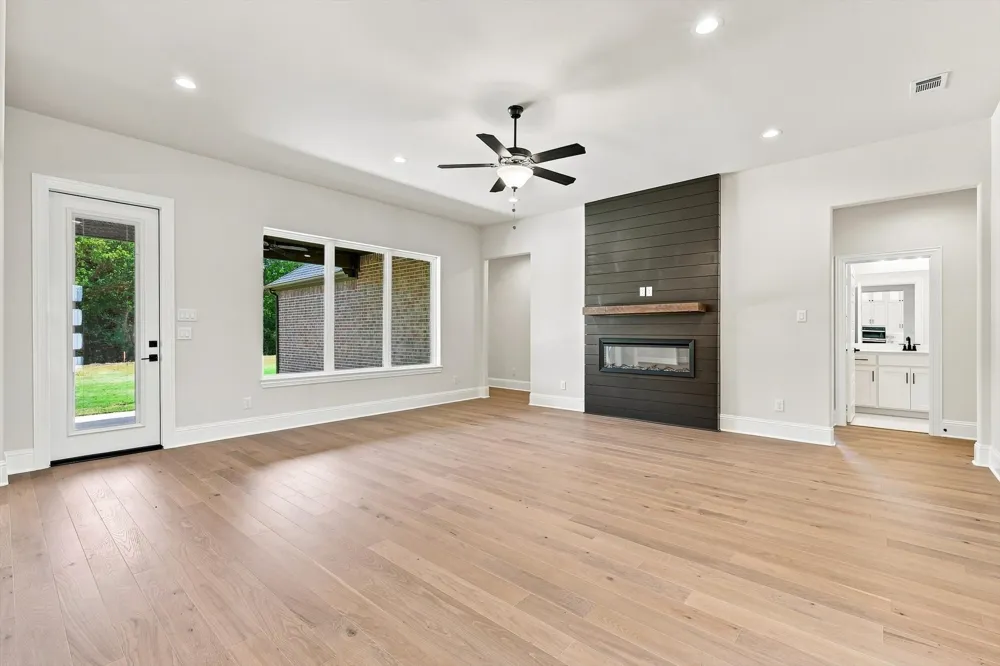 224 Stuart Street Paradise, TX 76073