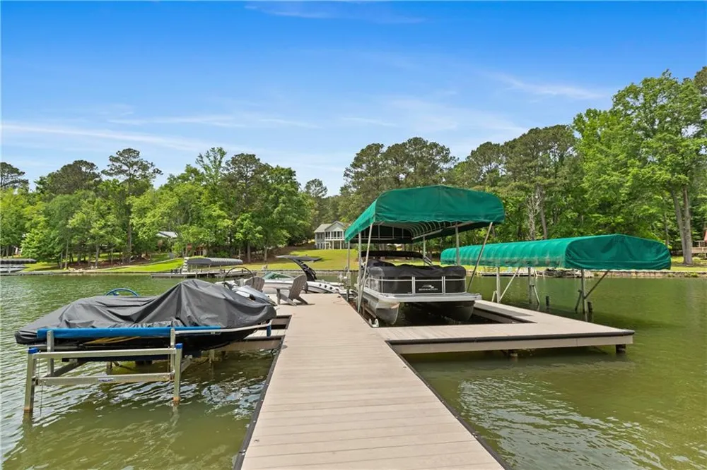 1041 Fox Chase Run Greensboro, GA 30642