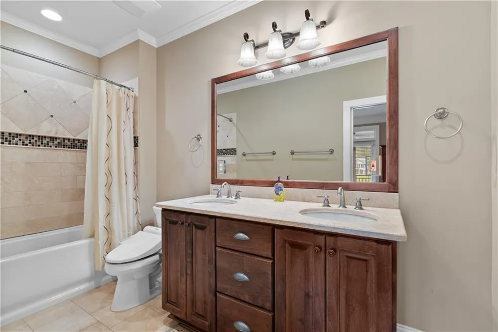 1041 Fox Chase Run Greensboro, GA 30642