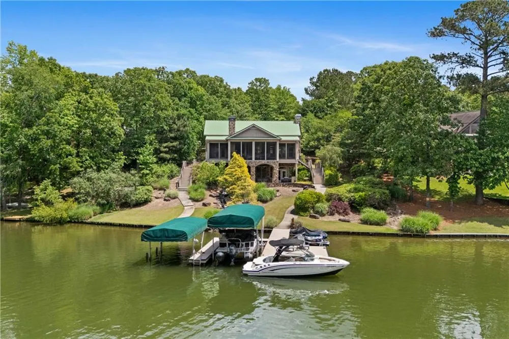 1041 Fox Chase Run Greensboro, GA 30642