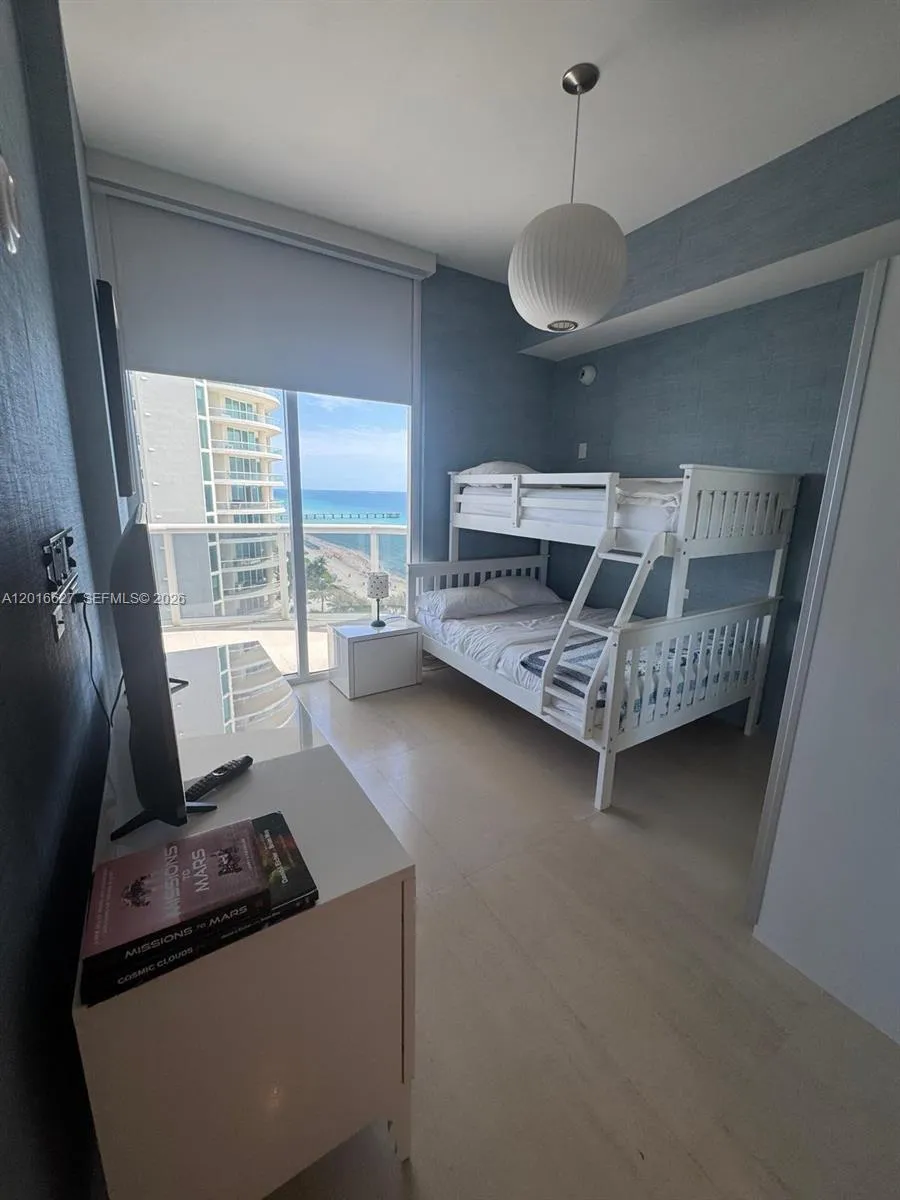 16001 Collins Ave #1002 Sunny Isles Beach, FL 33160