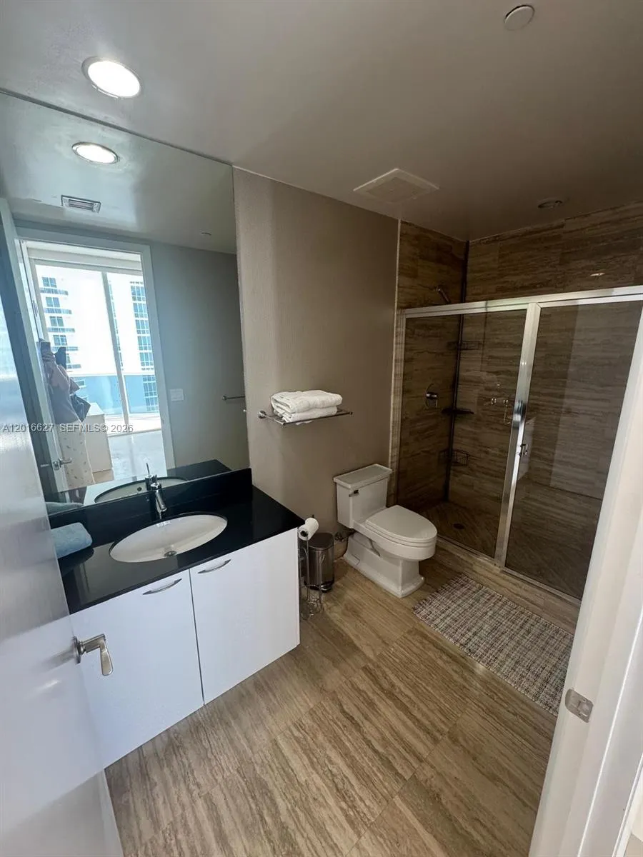 16001 Collins Ave #1002 Sunny Isles Beach, FL 33160