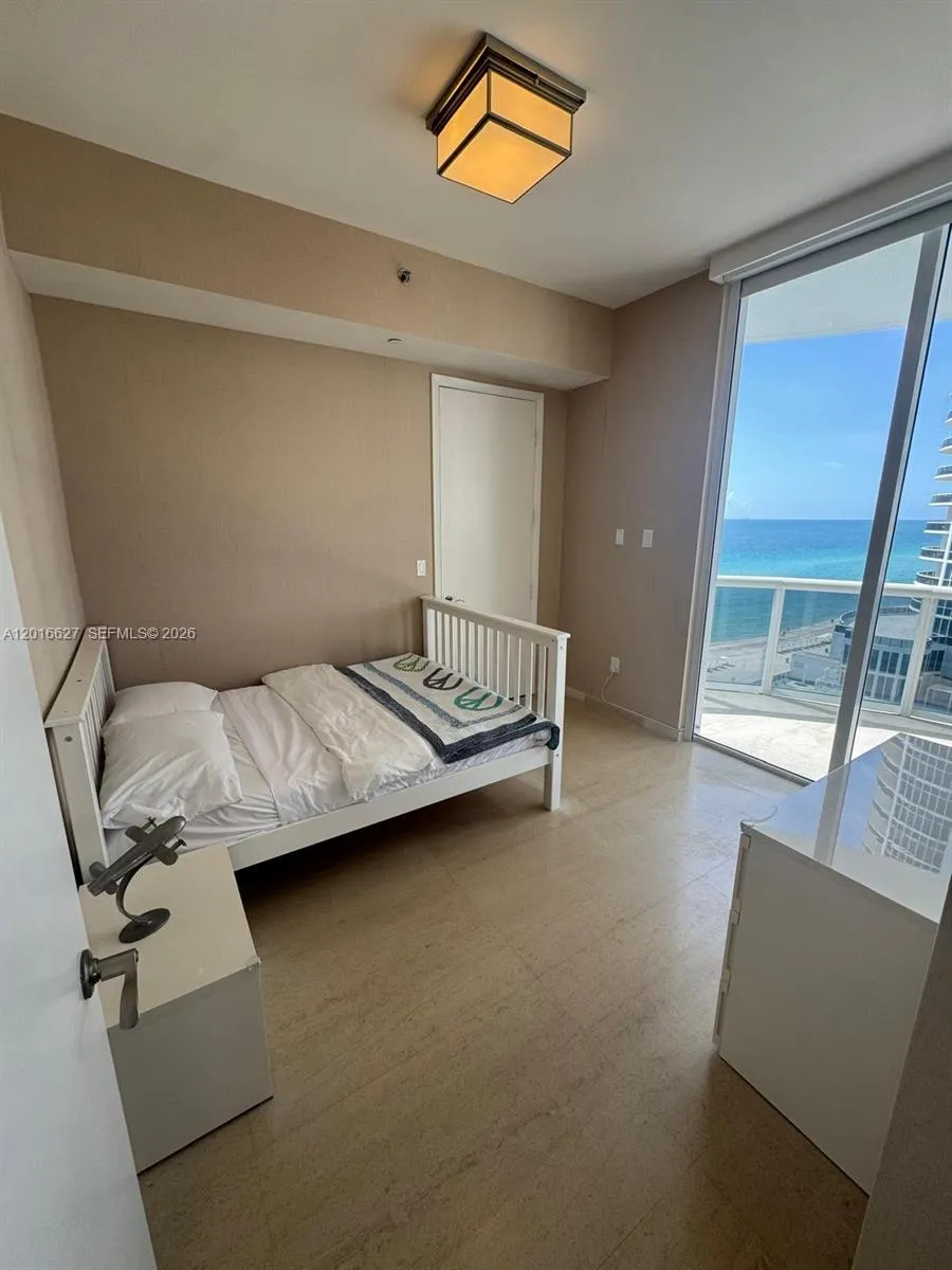 16001 Collins Ave #1002 Sunny Isles Beach, FL 33160