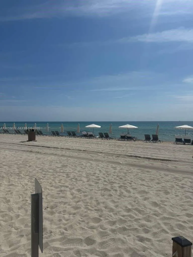 16001 Collins Ave #1002 Sunny Isles Beach, FL 33160