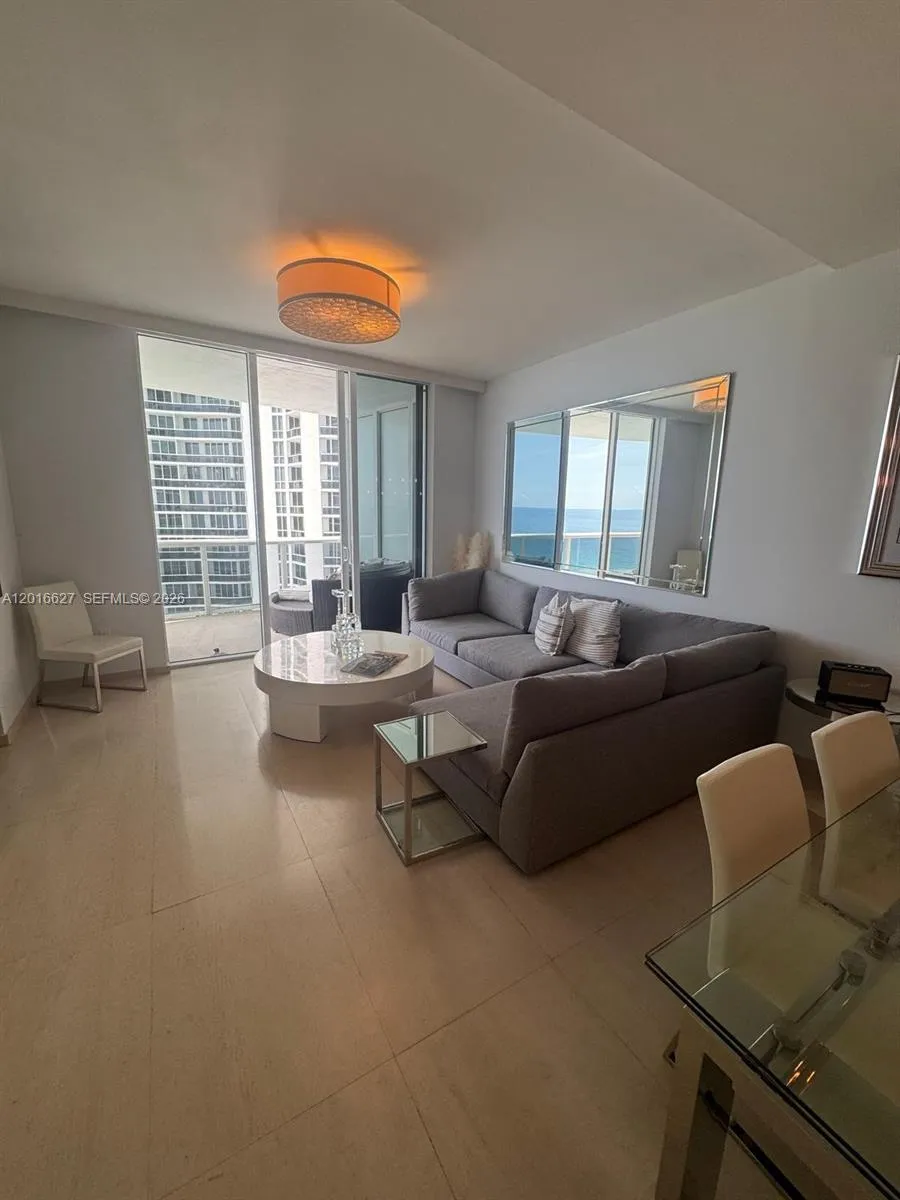 16001 Collins Ave #1002 Sunny Isles Beach, FL 33160