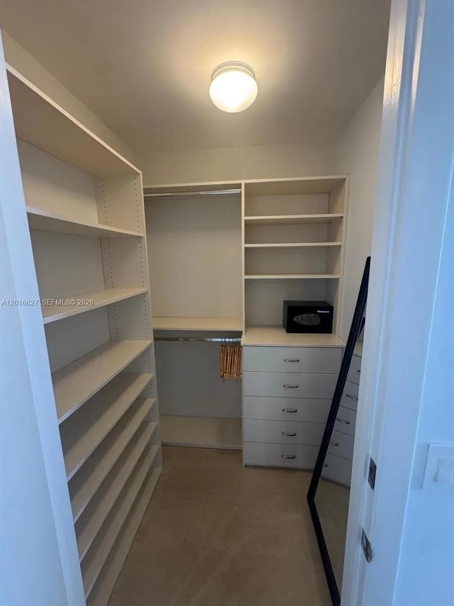 16001 Collins Ave #1002 Sunny Isles Beach, FL 33160