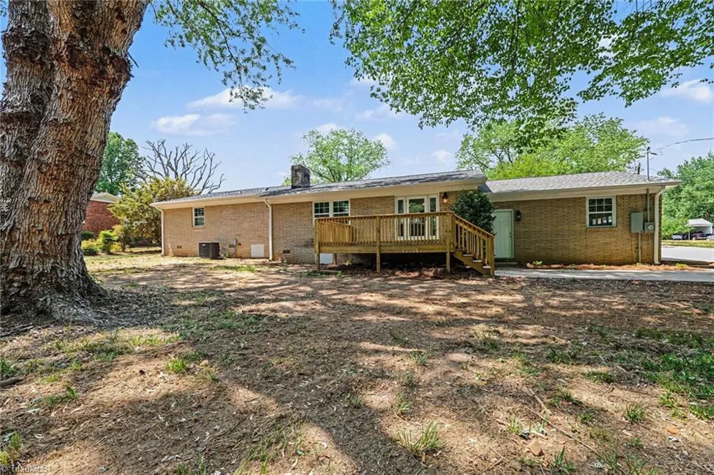 8124 Old Reidsville Road Reidsville, NC 27320