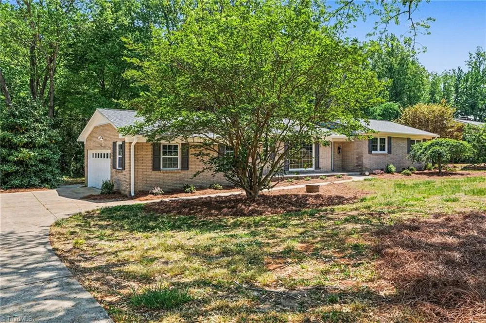 8124 Old Reidsville Road Reidsville, NC 27320