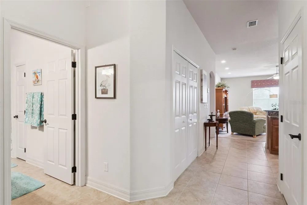 1005 GREEN GATE BOULEVARD Groveland, FL 34736