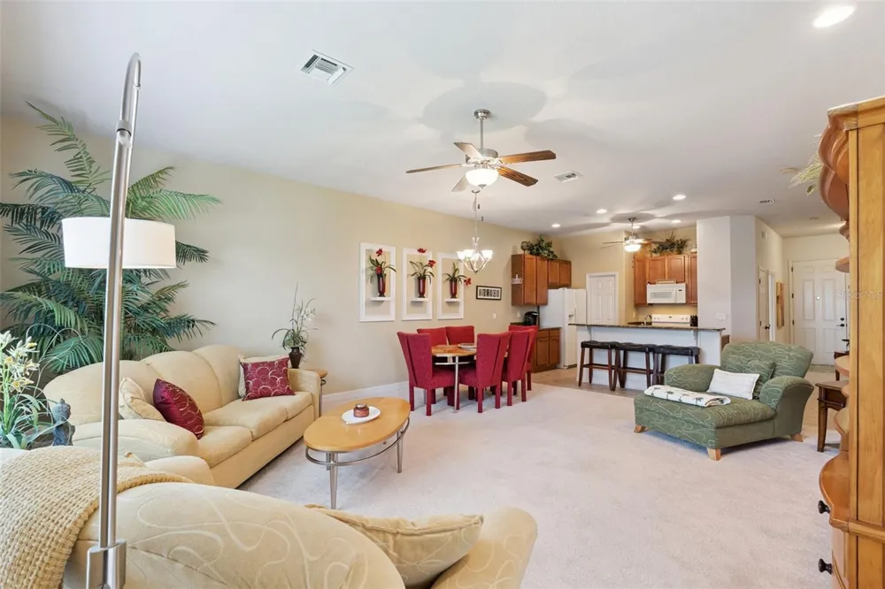 1005 GREEN GATE BOULEVARD Groveland, FL 34736