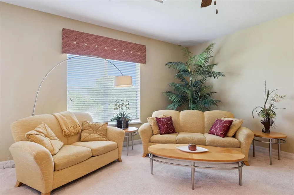 1005 GREEN GATE BOULEVARD Groveland, FL 34736
