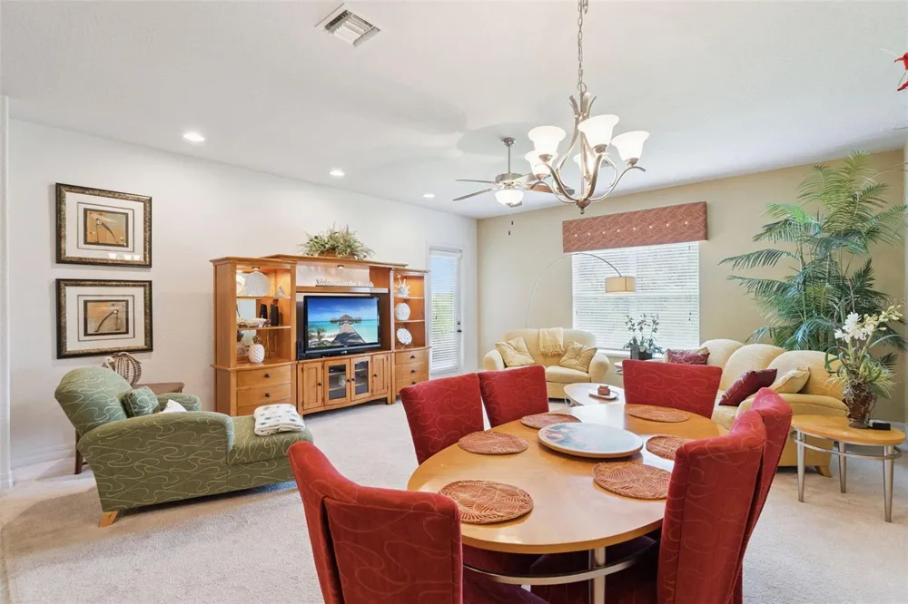 1005 GREEN GATE BOULEVARD Groveland, FL 34736