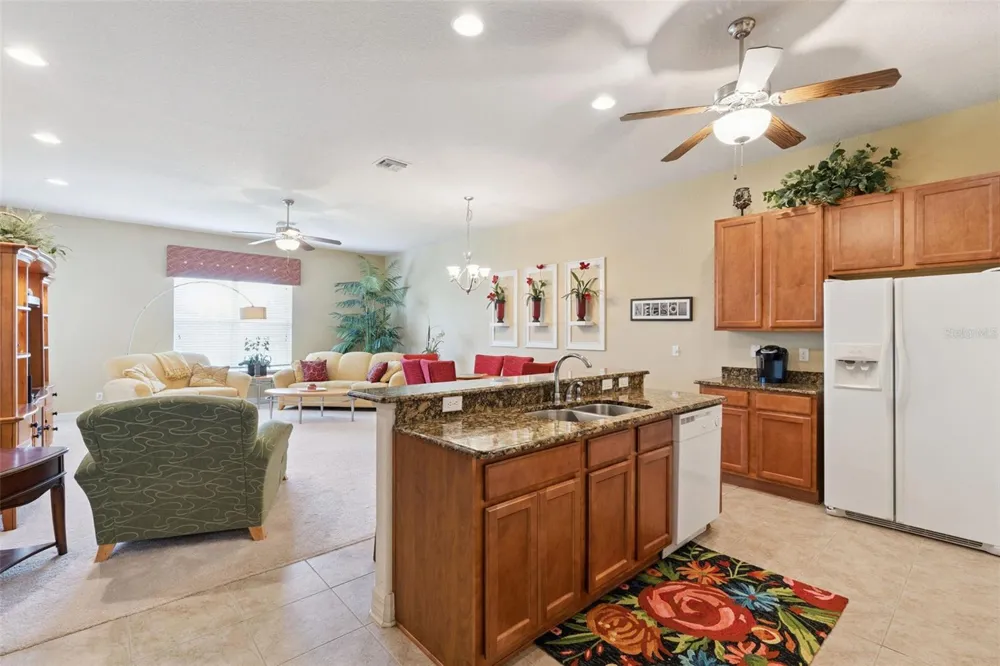 1005 GREEN GATE BOULEVARD Groveland, FL 34736