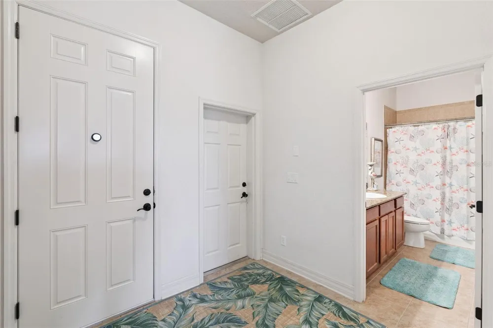 1005 GREEN GATE BOULEVARD Groveland, FL 34736