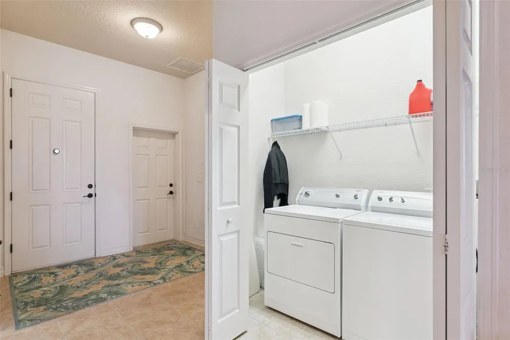 1005 GREEN GATE BOULEVARD Groveland, FL 34736