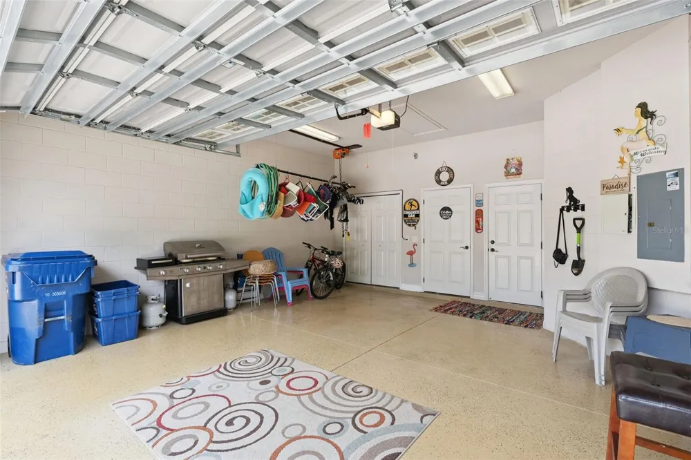 1005 GREEN GATE BOULEVARD Groveland, FL 34736