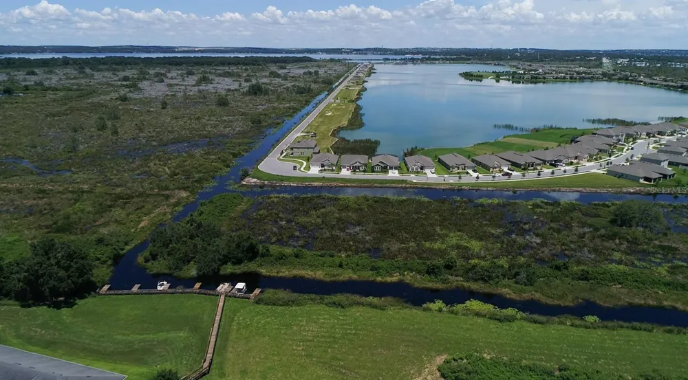 1005 GREEN GATE BOULEVARD Groveland, FL 34736