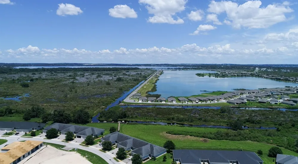 1005 GREEN GATE BOULEVARD Groveland, FL 34736